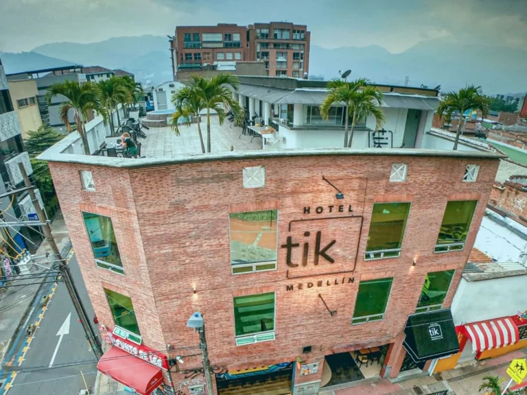 Tik Poblado Quad